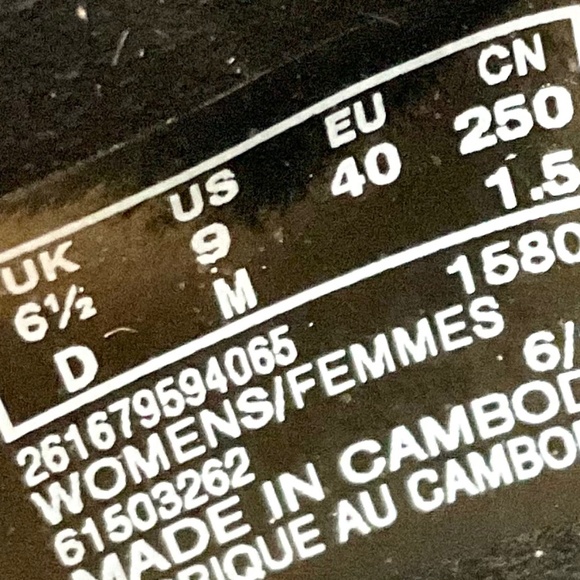 Clarks Black Ultimate Collection Emily Ruby Block-Heel Comfort Pumps size 9M - Picture 10 of 12